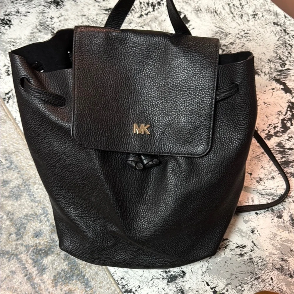 Michael Kors Junie Flap Black Leather‎ Backpack